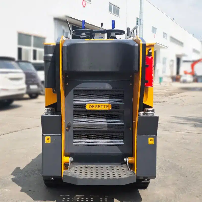 View from the operator platform showing the clear line of sight to the bucket cutting edge.