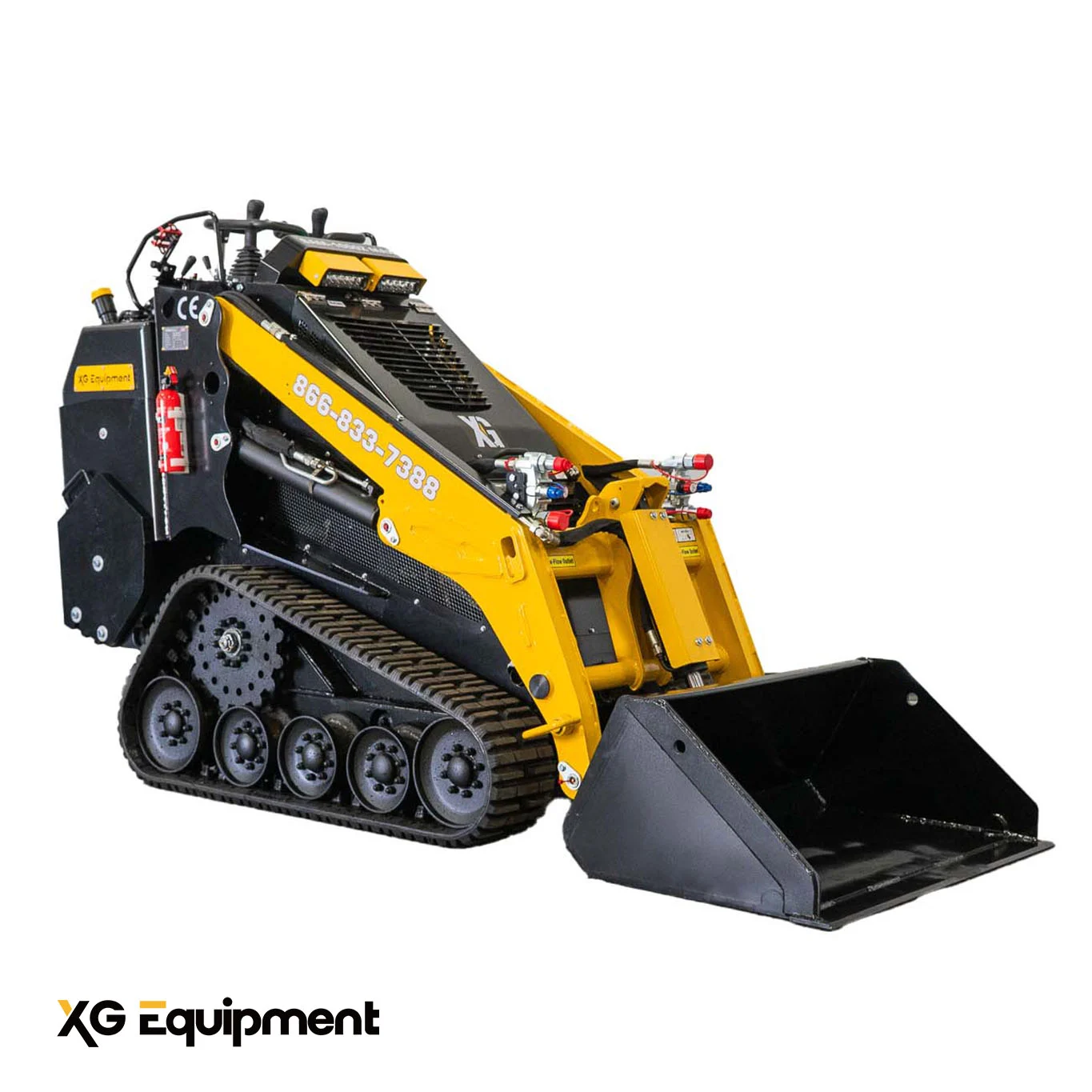 SAM-1000Z MAX mini skid steer loader with bucket and heavy-duty tracks