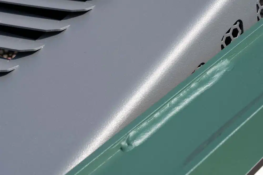 Close-up of the professional-grade precision welding on the SAM-1950Z chassis, reflecting VMENG's focus on engineering excellence.