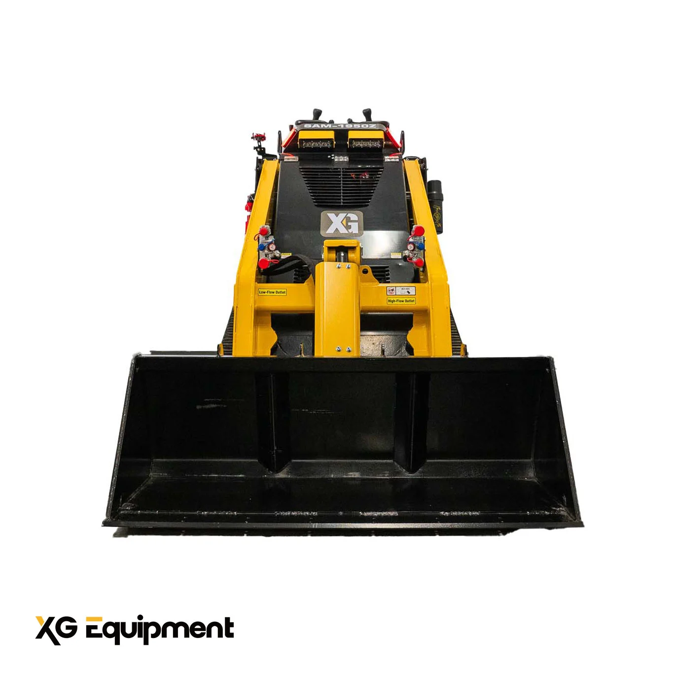 SAM-1950Z mini skid steer loader by XG Equipment showing its compact 45.6-inch width and standard bucket